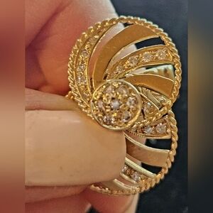 European Custom Vintage 14k Yellow Gold and Diamond Spinner Ring 7 GRAMS